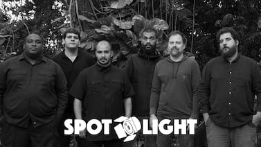 De viajar en Tica Bus a llenar escenarios: La historia de amor entre Señor Loop y Costa Rica