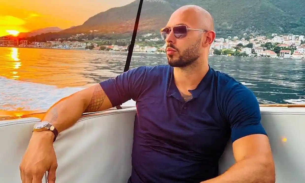 (ARCHIVO) Andrew Tate ha sido detenido por la Policía de Rumania tras ser acusado por tráfico de personas.