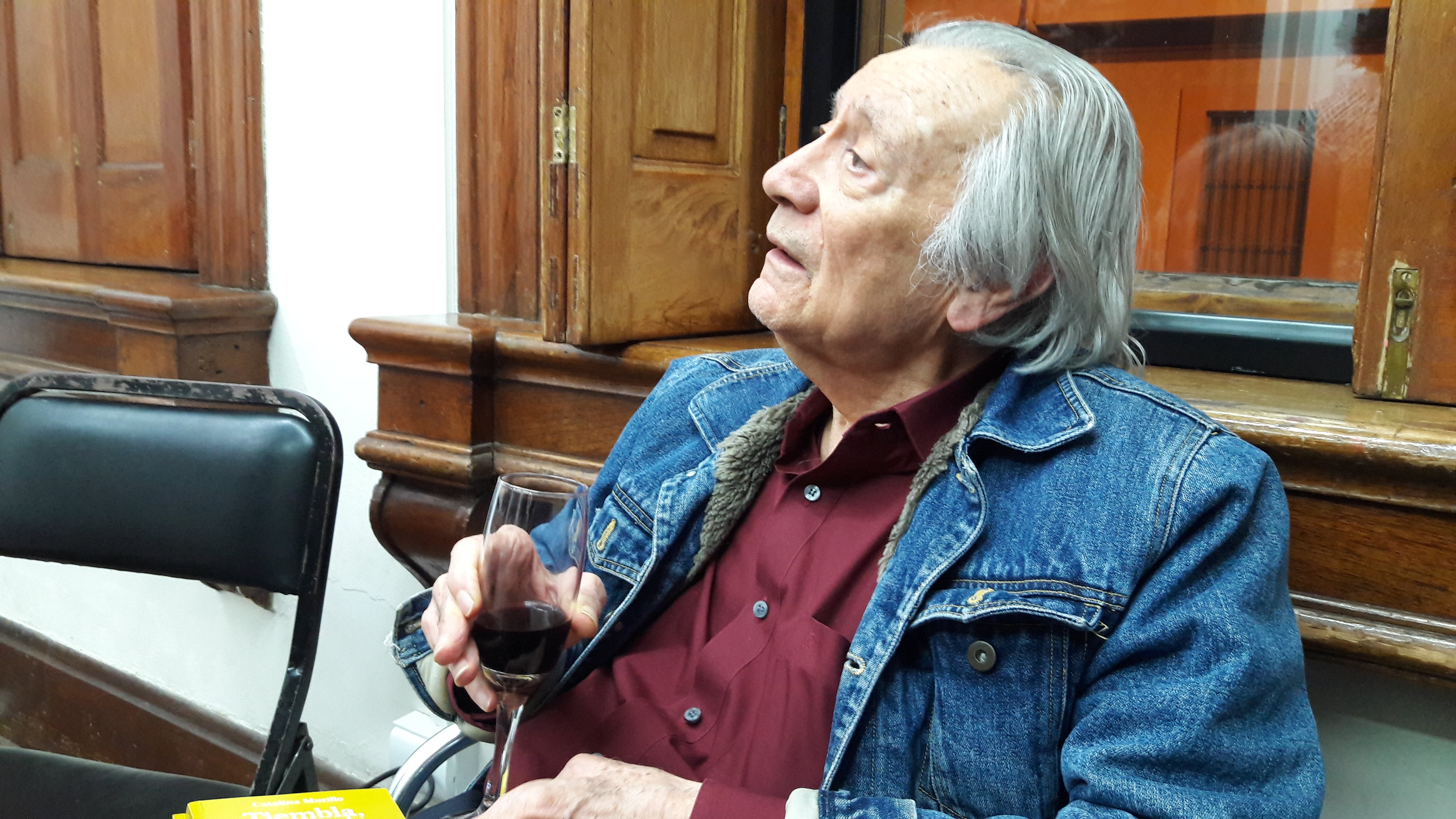 11/09/2023 Sergio Román, en 2019, durante un convivio literario en la Alianza Francesa de San
José.