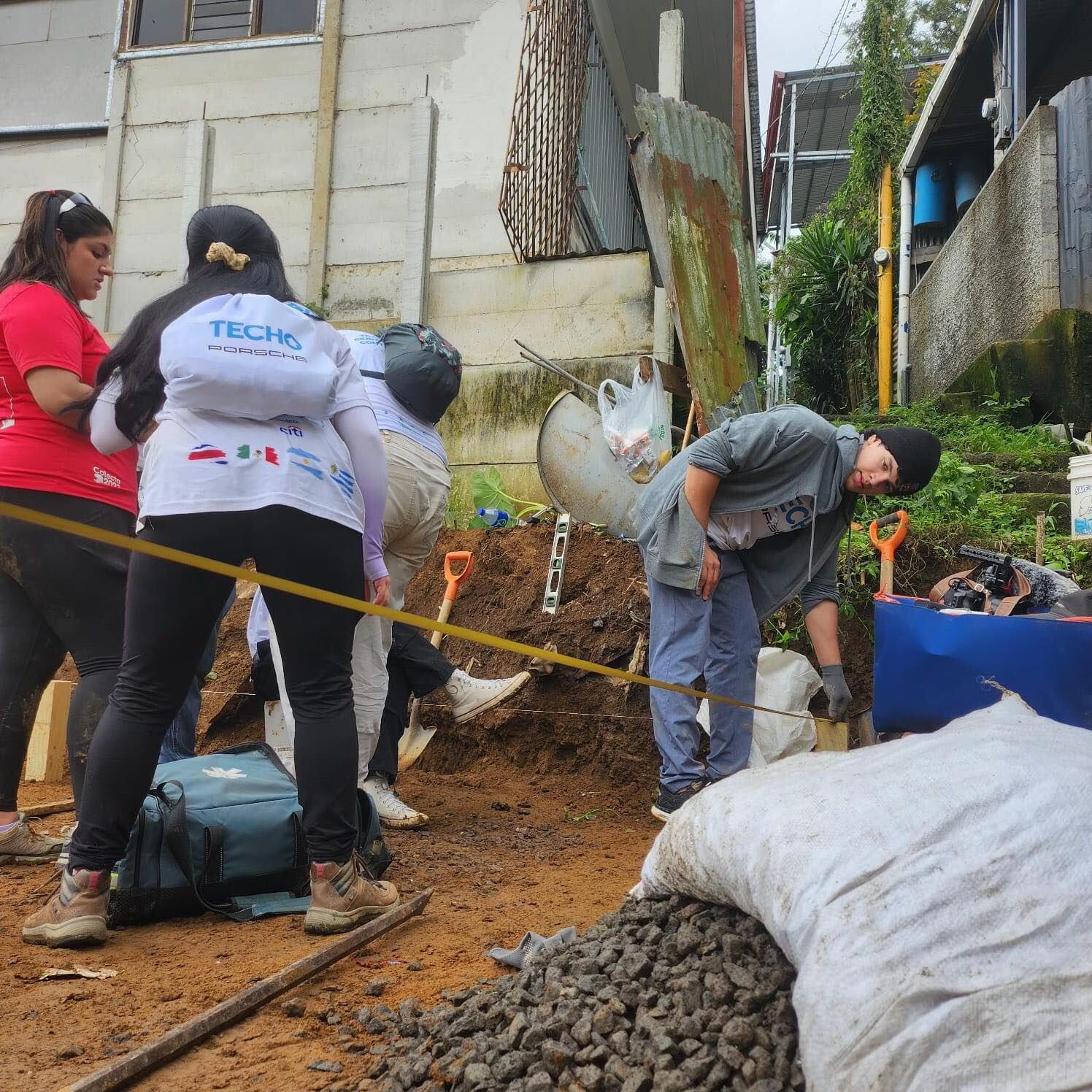 trabajo voluntario en Techo