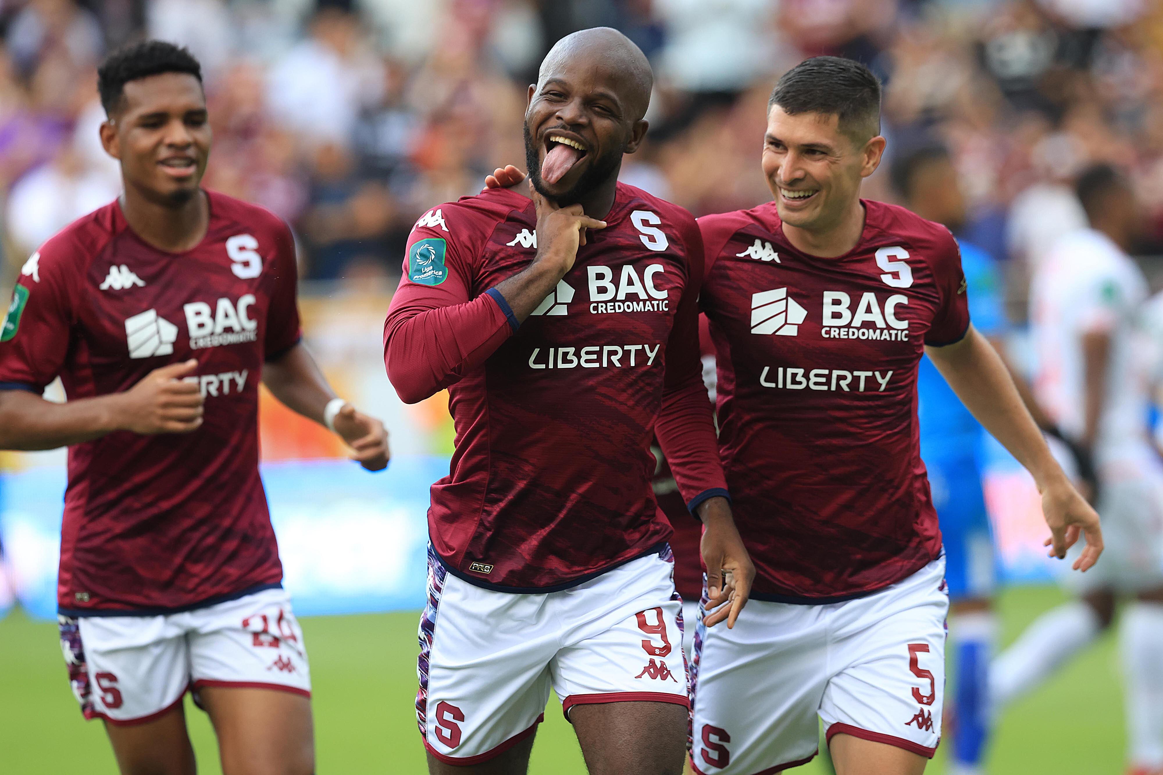 12/05/2024 Estadio Ricardo Saprissa, Tibás. El Deportivo Saprissa recibió a Santos de Guápiles en partido de la Jornada 22 del Torneo de Clausura, Copa Promérica 2024. Foto: Rafael Pacheco Granados