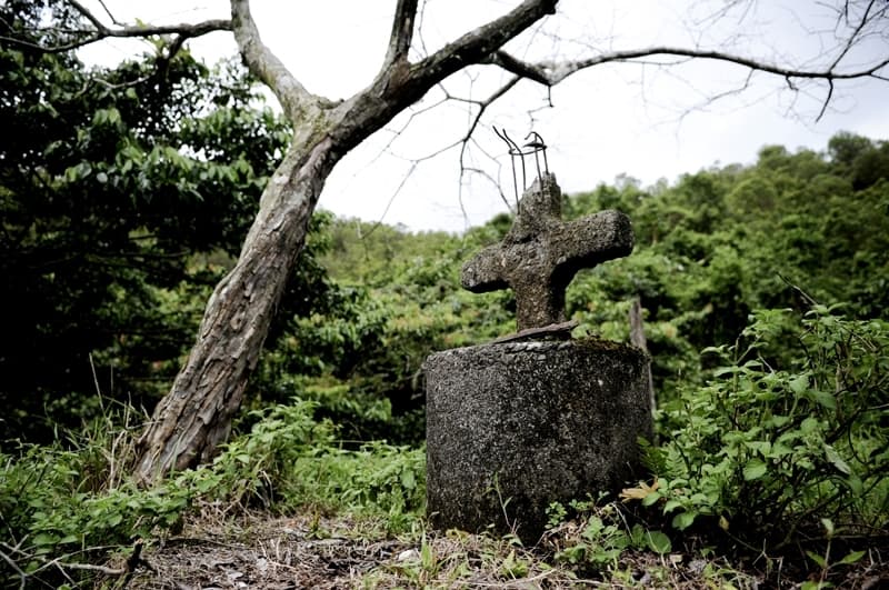 Única de las diez cruces que se erigieron en recuerdo de los fallecidos. Foto: Marcela Bertozzi