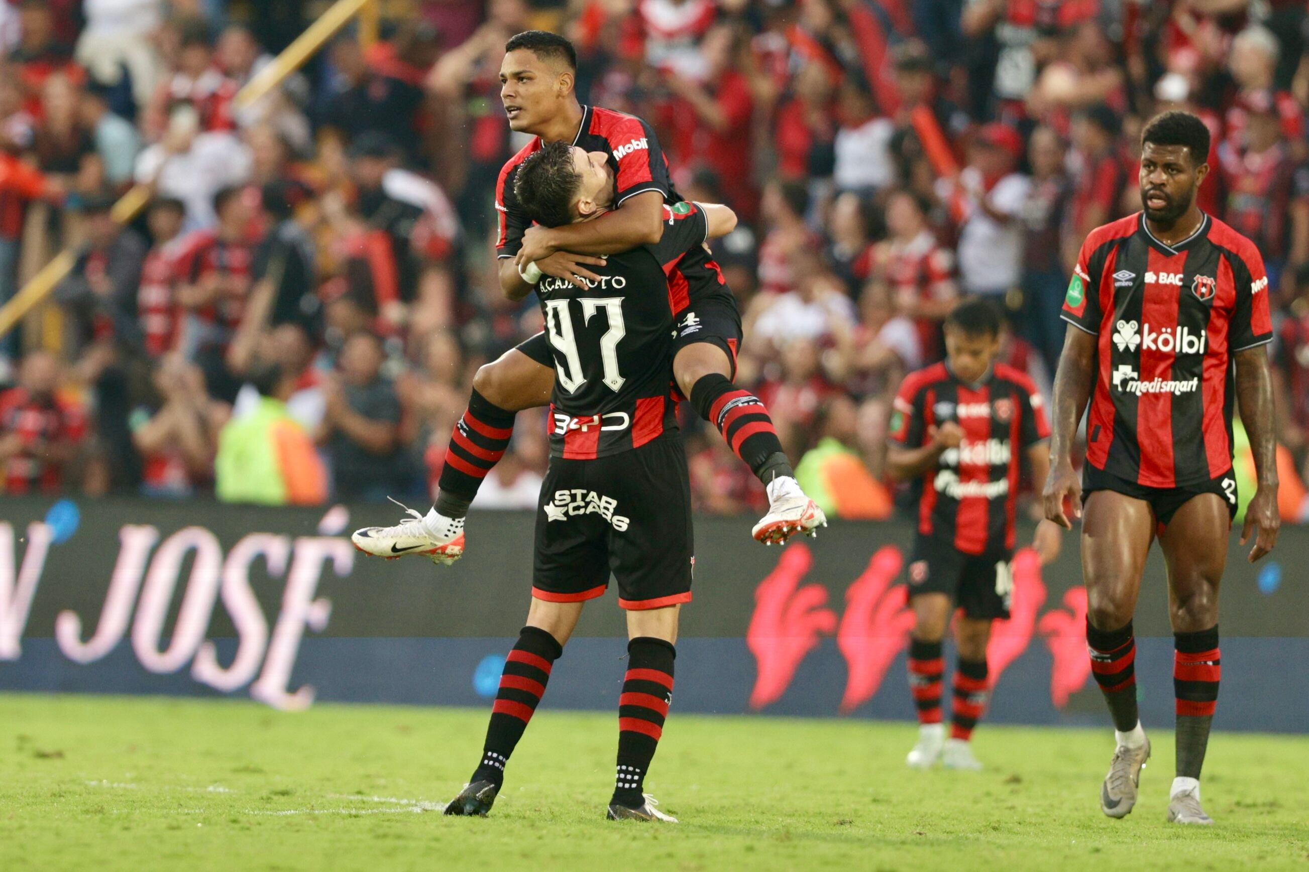 01/09/2024, Alajuela, Estadio Alejandro Morera Soto, partido de la jornada 8 del torneo de clausura 2024 entre la Liga Deportiva Alajuelense y el Deportivo Saprissa.