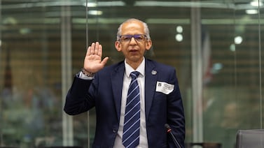 Actas y oficios contradicen versión del director de Aviación Civil, Marcos Castillo, sobre auditoría de la OACI