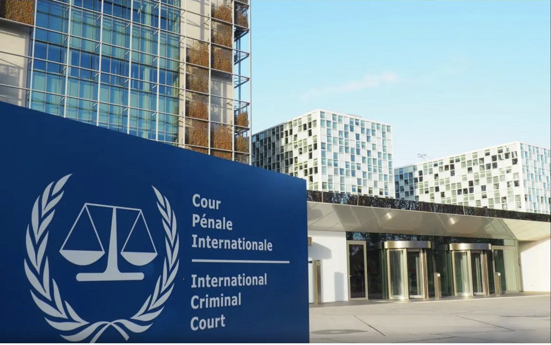 La Corte Penal Internacional, ubicada en La Haya, toma medidas sin precedentes al solicitar órdenes de arresto contra altos cargos de Israel y Hamás por presuntos crímenes de guerra y crímenes contra la humanidad. Foto: Marina Riera/Human Rights Watch