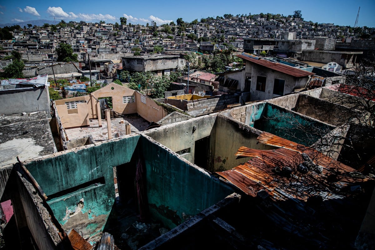 Vista aérea de viviendas destruidas por bandas armadas en 2024 en el barrio de Solino, en Puerto Príncipe, Haití, el 3 de marzo de 2026.
