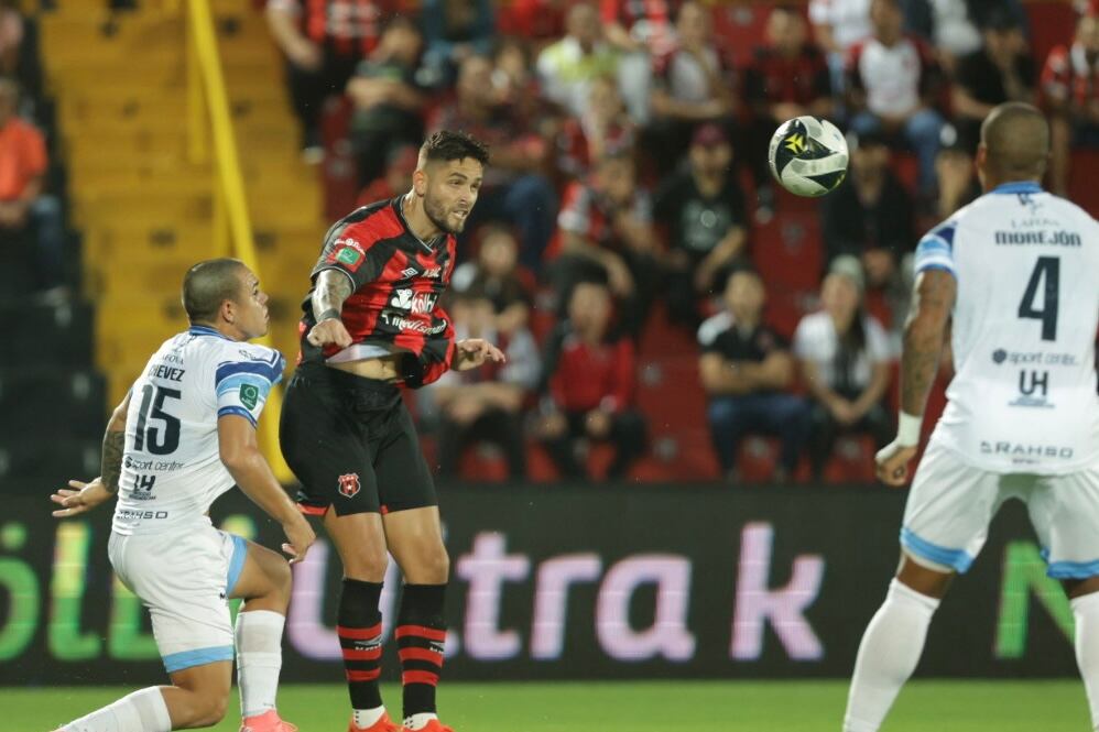 28/07/2024, Alajuela, Estadio Alejandro Morera Soto, partido de la jornada 3 del torneo de apertura 2024, entre Liga Deportiva Alajuelense y Santa Ana.