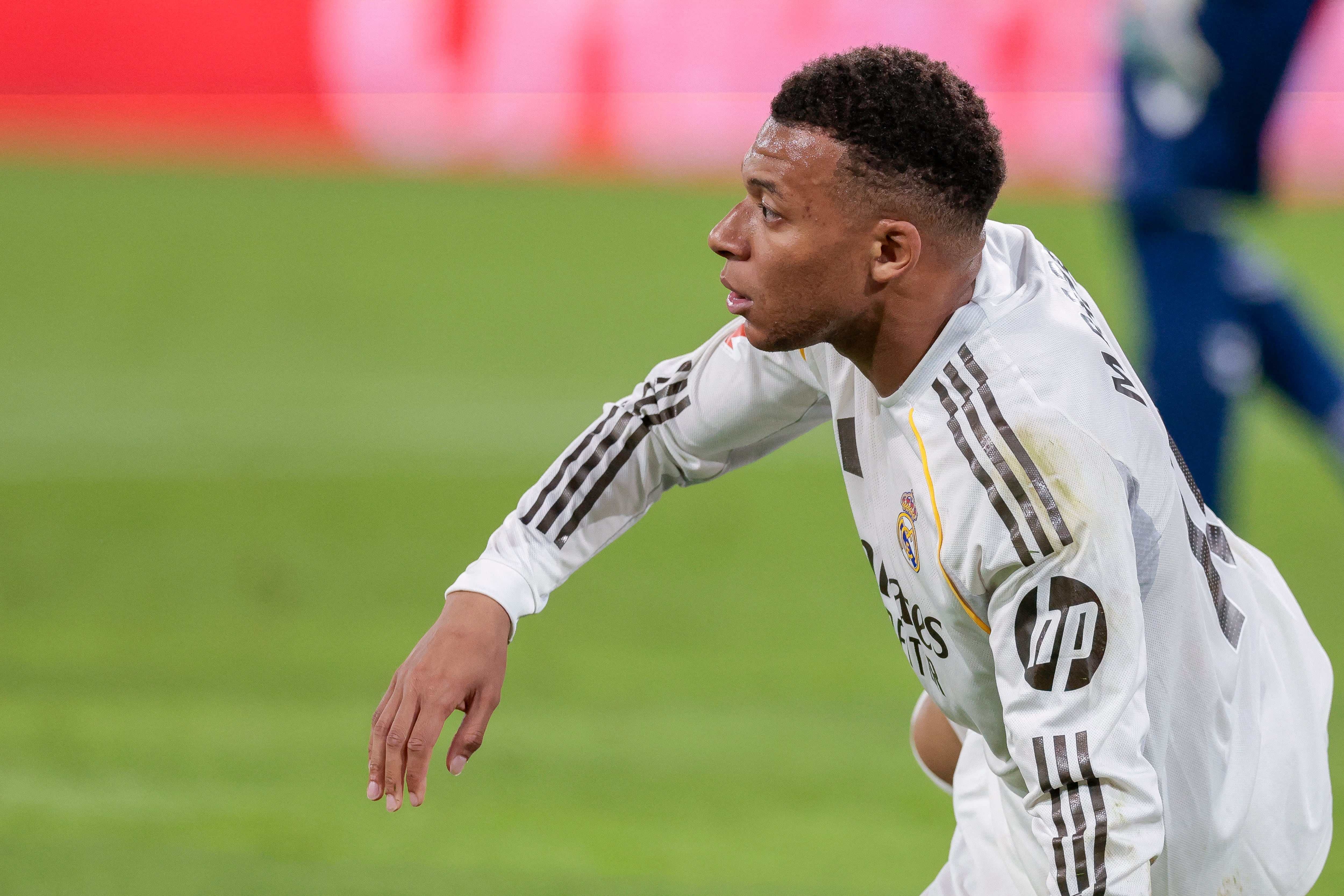 Kylian Mbappé, aquí en un partido del Real Madrid ante Sevilla el 24 de abril, cuando sufrió una lesión.