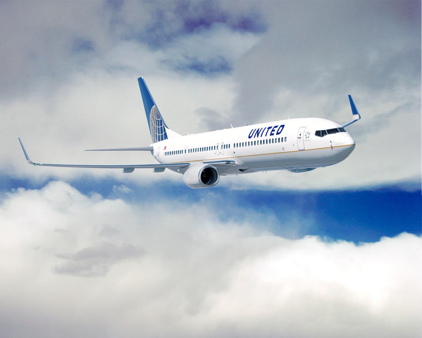 Imagen de un avión Boeing modelo 737-900ER de la aerolínea estadounidense United. La empresa desea reanudar vuelos al país desde setiembre. / Fotografía: United para LN.