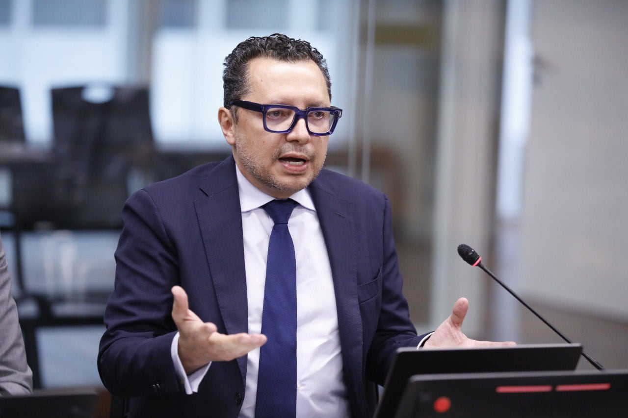 Randall Chuken Tradeco Chaves