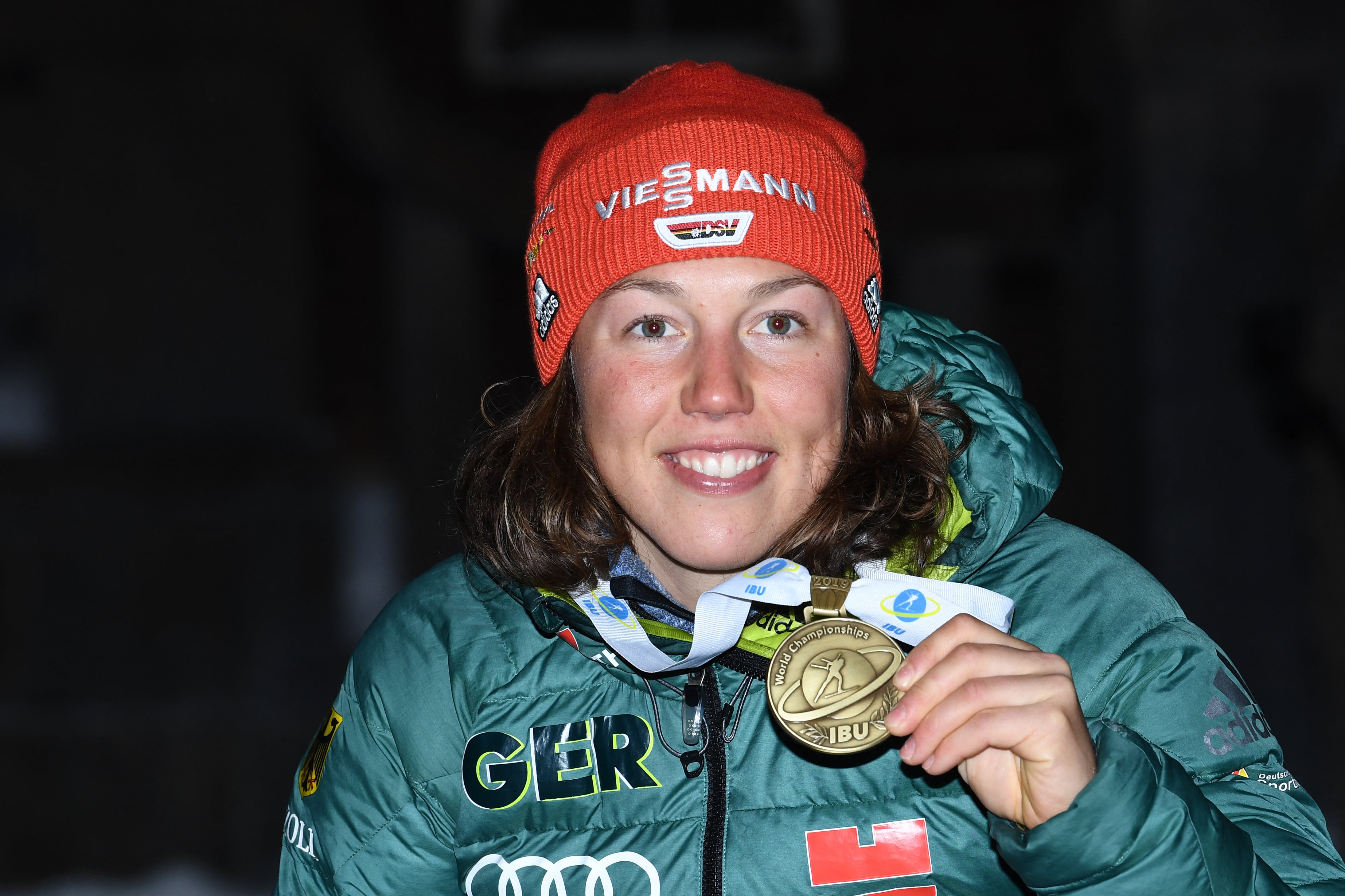 La campeona olímpica Laura Dahlmeier quedó atrapada tras un derrumbe en Pakistán. No hay señales de vida y el acceso sigue siendo complicado.