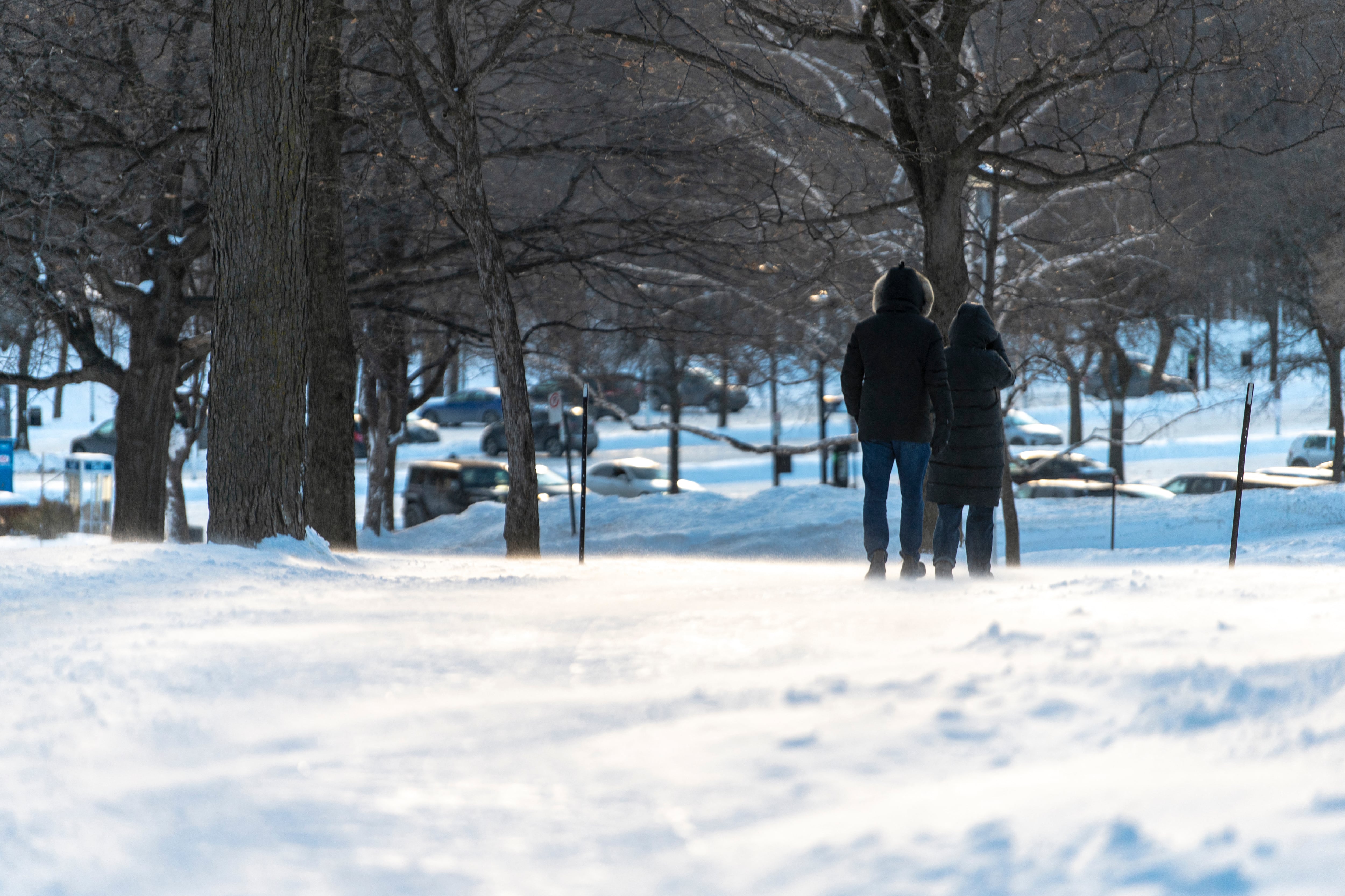 Las autoridades advierten que el frío extremo podría descender por debajo de los –20 °C debido a la llegada de un vórtice polar que afecta a Canadá y parte de Estados Unidos.