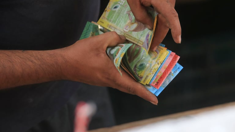 Cinco gráficos muestran señales de deterioro en la economía de ticos