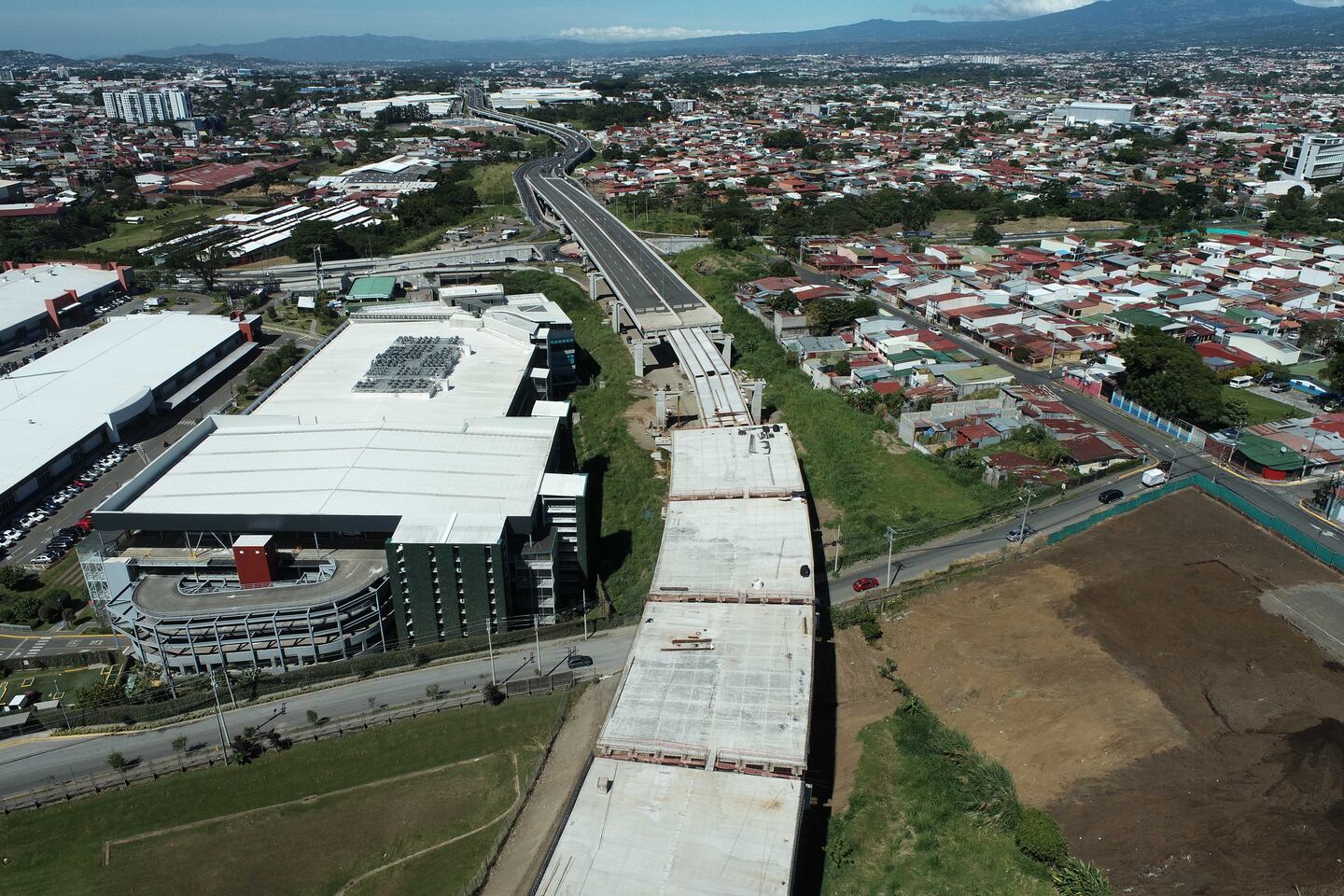 MOPT abriría calles marginales de última etapa de Circunvalación norte ...