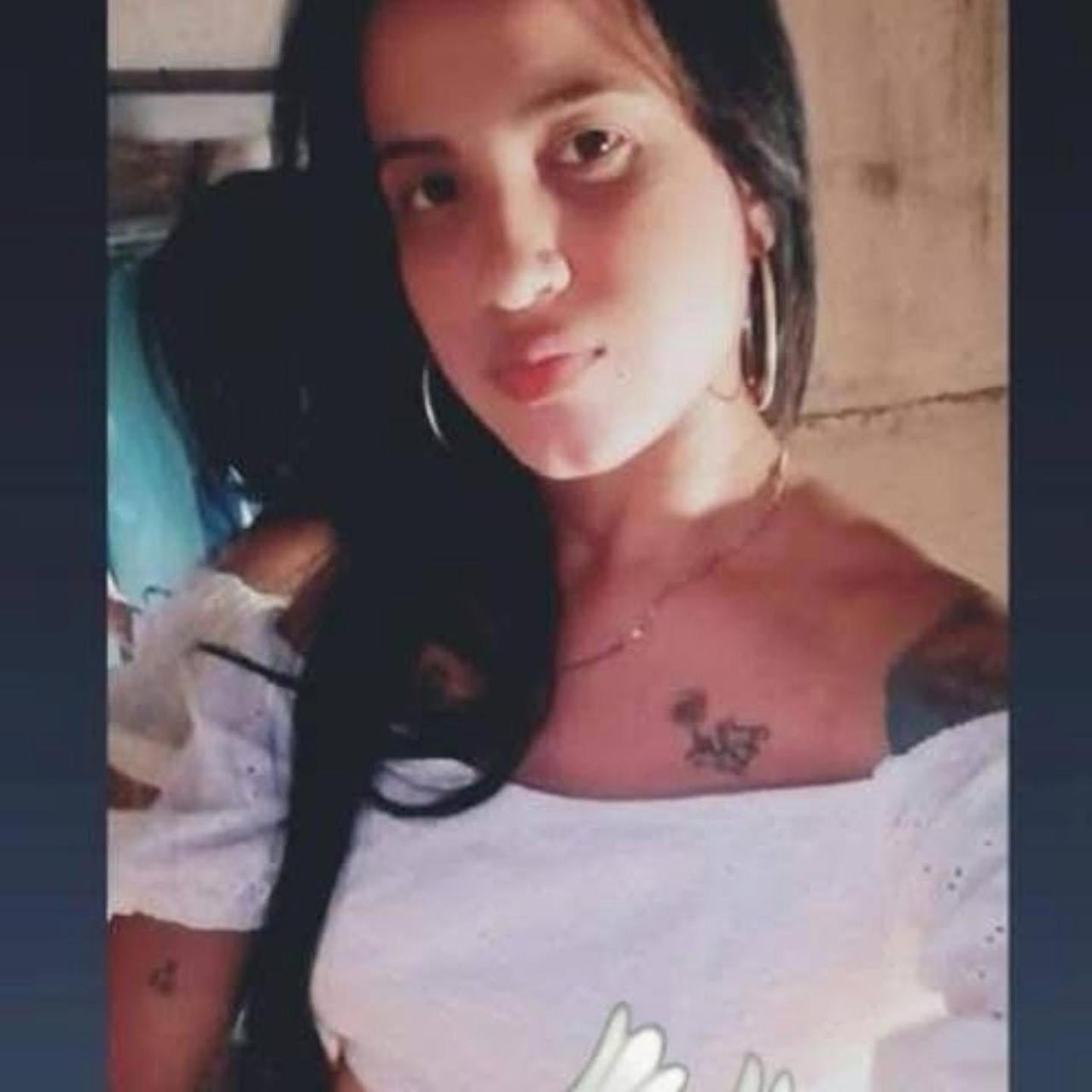 Josseline Elizondo Fonseca de 28 años, falleció tras una balacera en un bar en El Cocal de Puntarenas. La joven madre de dos niños, sería víctima colateral.