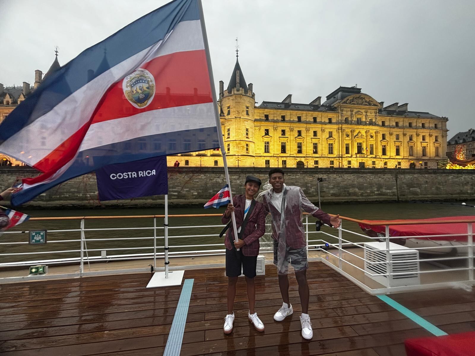 Costa Rica desfiló en la inauguración de los Juegos Olímpicos París 2024. Foto: Prensa CON