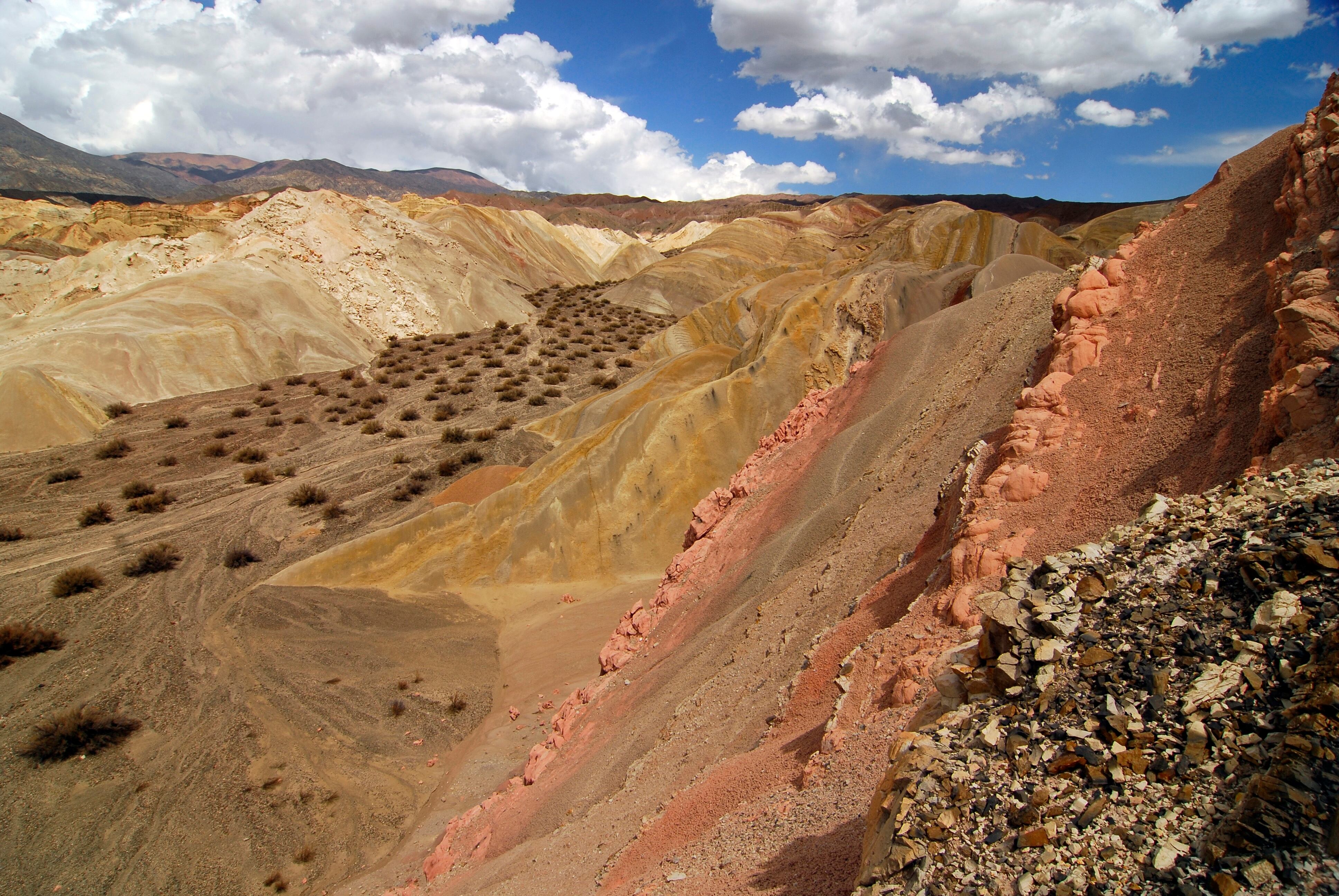 Tierras raras, minerales estratégicos