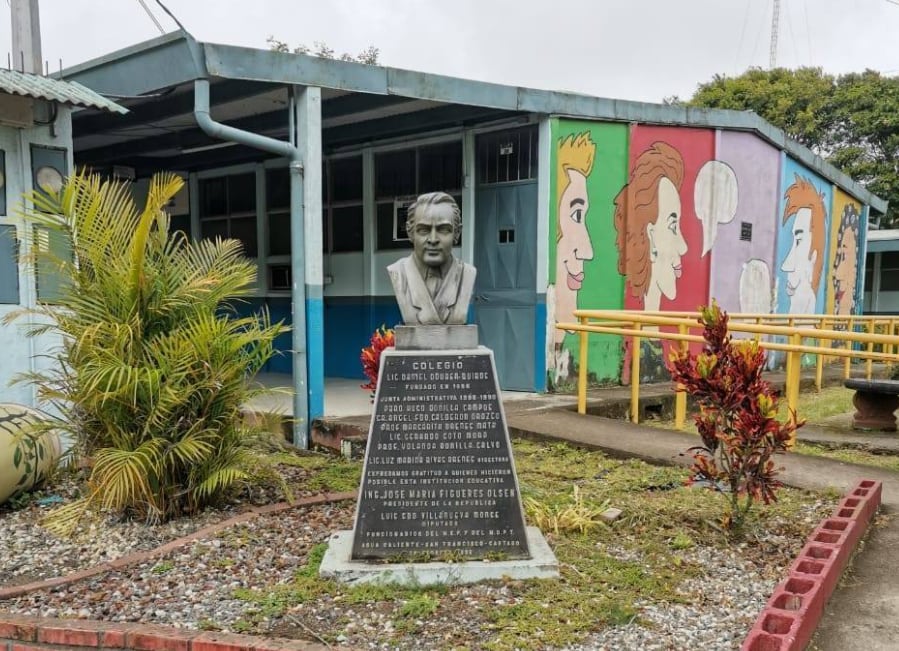 Liceo San Francisco Agua Caliente de Cartago