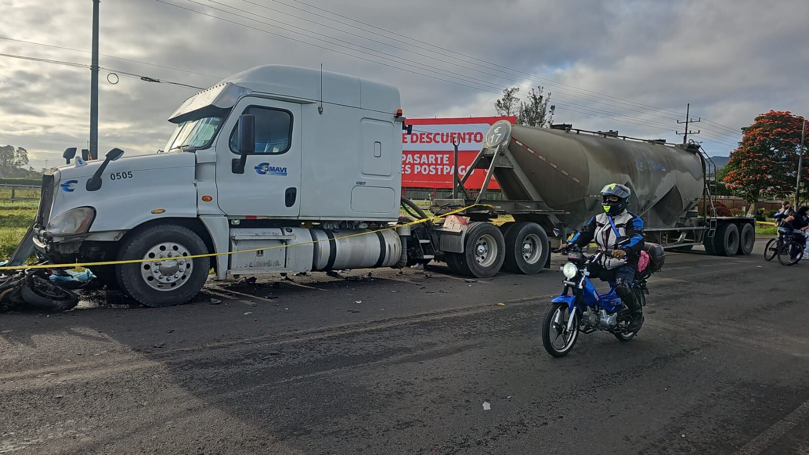 El accidente ocurrió cerca de la Zona Franca La Lima en un punto próximo a la ferretería EPA en la zona. Fotografía: