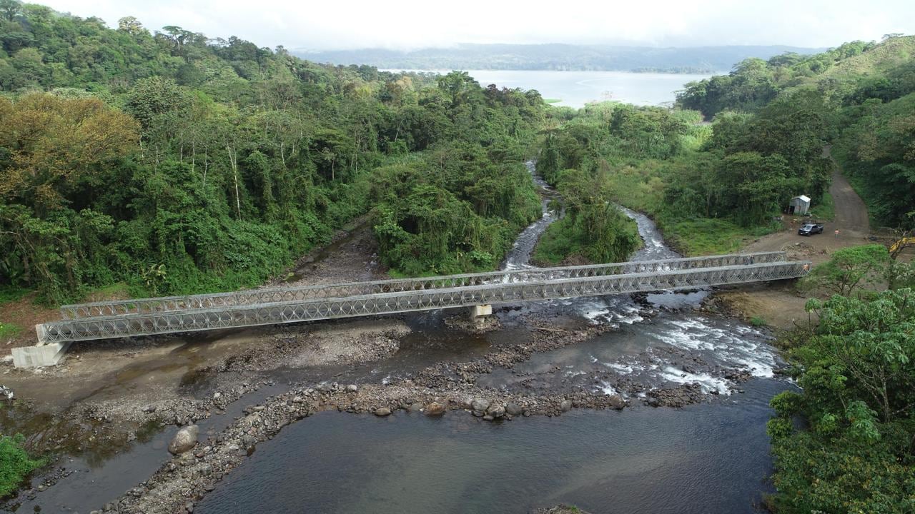 El puente sobre el río Caño Negro abre una ruta turística más directa entre La Fortuna, El Castillo y Monteverde.