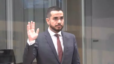 Presidente del INA, Juan Alfaro, destituido por escaso avance en estrategia de bilingüismo