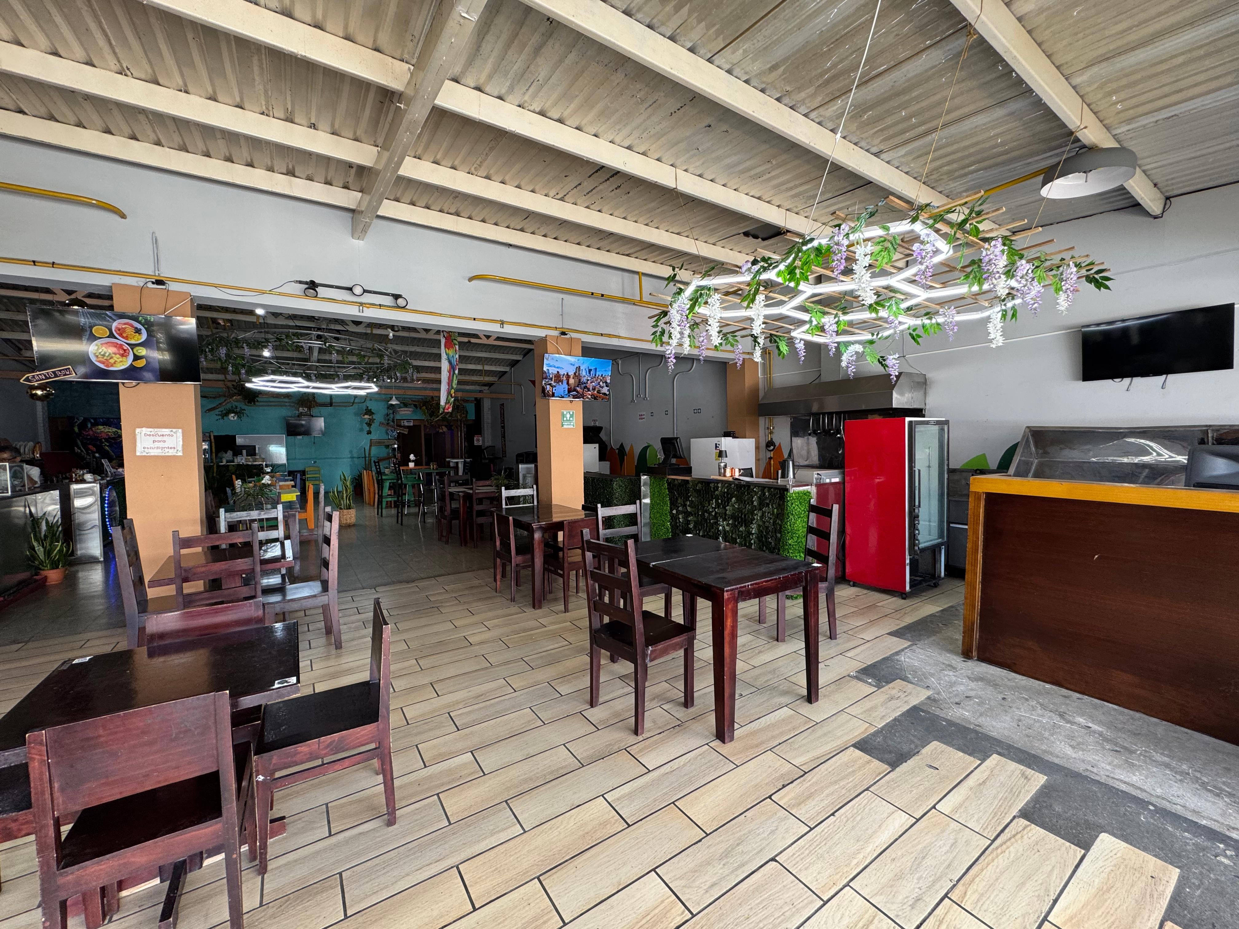 Hace un año, en este sitio operaba el bar Dude's, donde dos primos fueron enterrados en una fosa en el sótano.