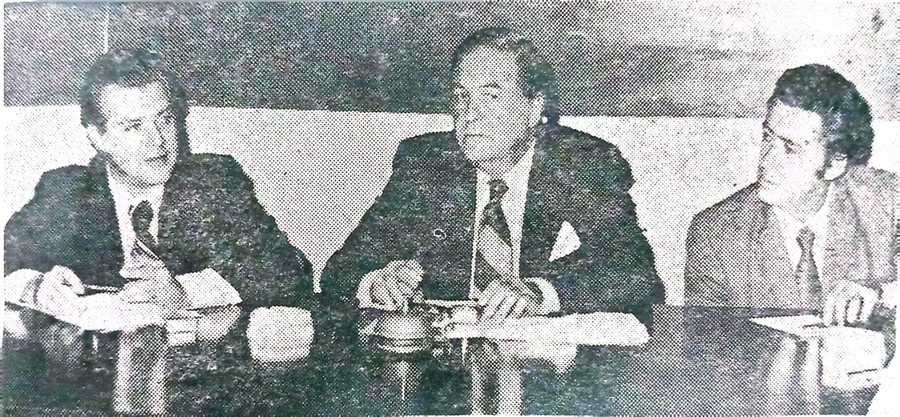 En la imagen Rodolfo E. Quirós Guardia, ministro de Agricultura y Ganadería; José Rafael Echeverría Villafranca, presidente de la Cámara Nacional de Agricultura y Gilberto Gutiérrez, viceministro de Agricultura.