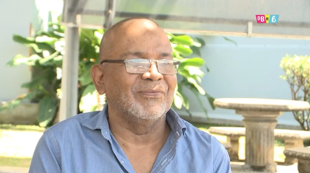 Olman Obando de 61 años confesó que lidia con la cirrosis.