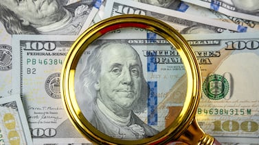 Tipo de cambio baja más en el Monex con nuevo mínimo histórico