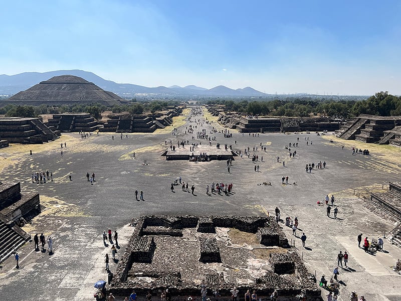 La Avenida de los Muertos en Teotihuacán, México.