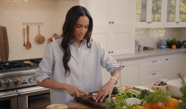 Netflix renovó With Love, Meghan para una segunda temporada pese a su baja audiencia.