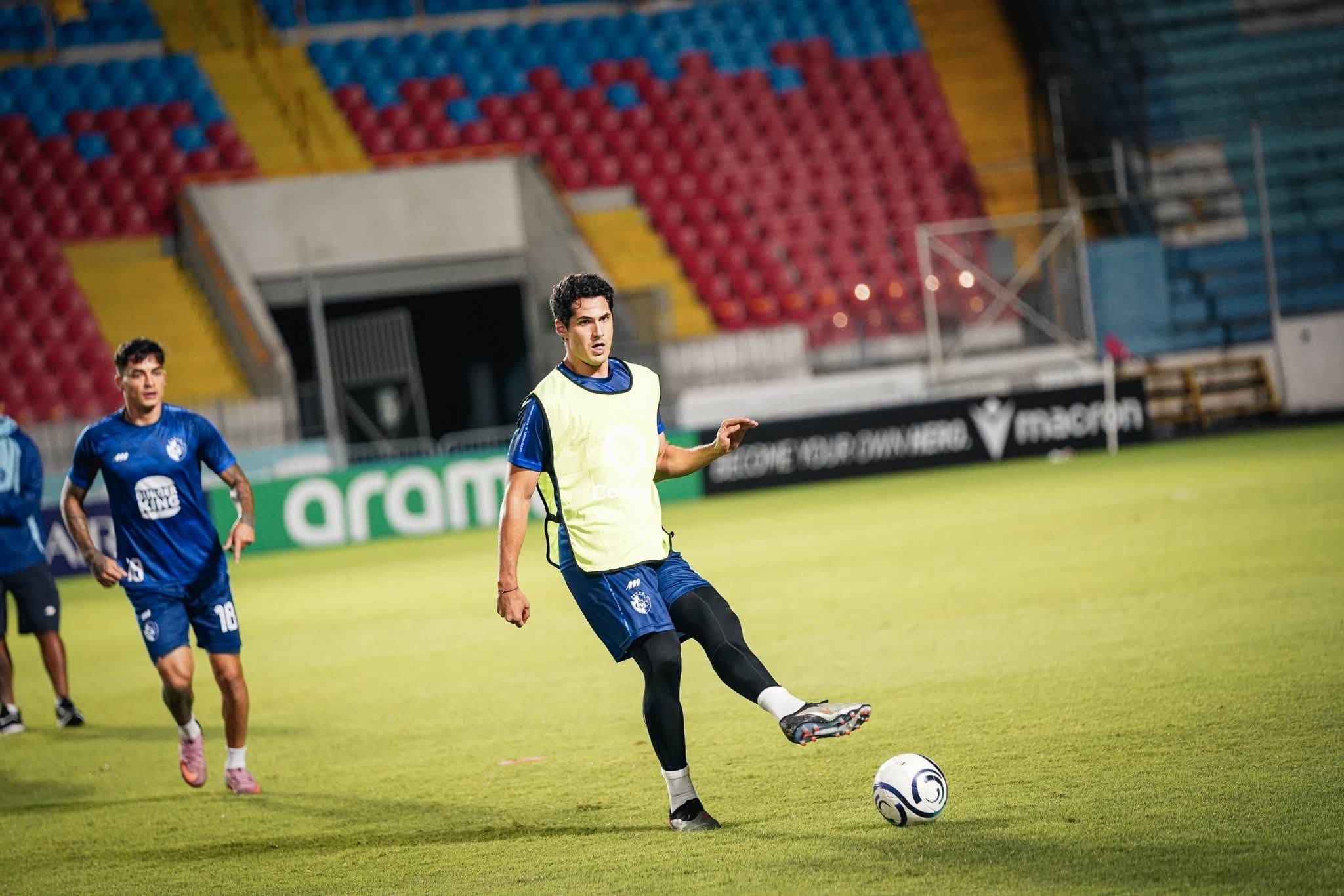 José de Jesús 'Tepa' González y Carlos Barahona son dos de los jugadores que Cartaginés llevó a Honduras para el juego contra Motagua, en la Copa Centroamericana de Concacaf.
