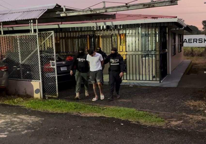 Un joven de 23 años de apellidos Abarca Solano conocido como Caremalo y supuesto hombre de confiaza de alias Coco Guácimo, cumple seis meses de prisión preventiva por el Caso Tridente.