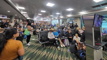 Redistribución del impuesto de salida del país destinará más recursos a aeropuertos locales