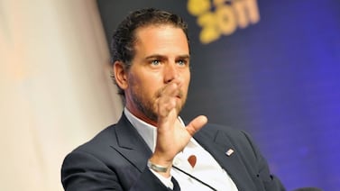 El sesgo mediático y la censura digital:¿quién controla la narrativa democrática?