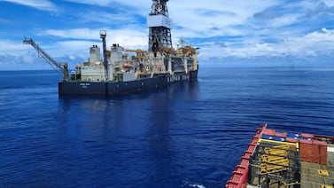 Precio del petróleo se mueve en torno a los $95, con las Bolsas europeas apuntando a leves caídas