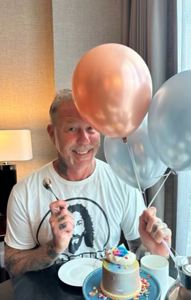 James Hetfield festejó su cumpleaños con los miles de seguidores de Metallica en Instagram.