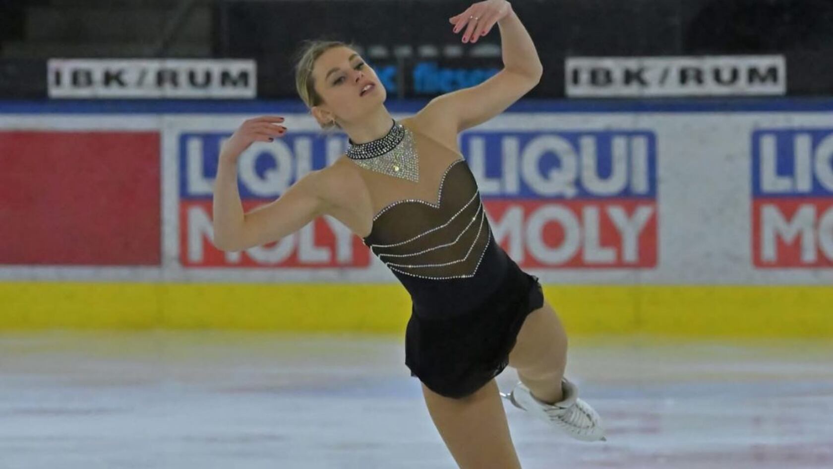 La tricampeona de Austria murió tras ser embestida por un camión mientras usaba el carril exclusivo para bicicletas en Salzburgo.