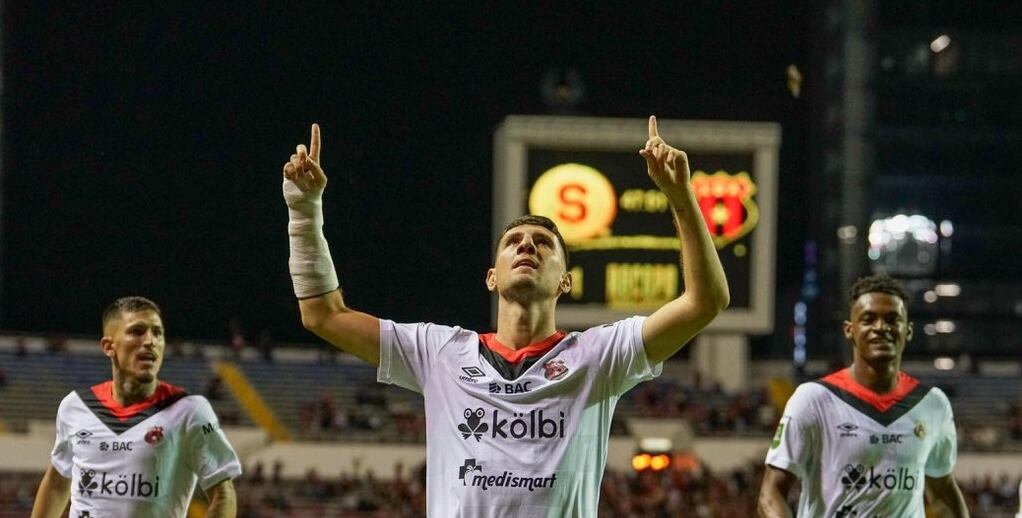 Canhoto, Alberto Toril y Rashir Parkins se vieron bien en la Recopa.