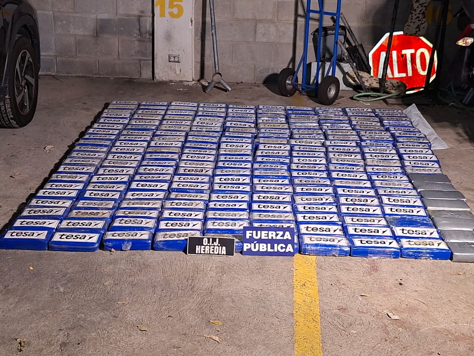 El OIJ decomisó un cargamento de cocaína este miércoles en Heredia.