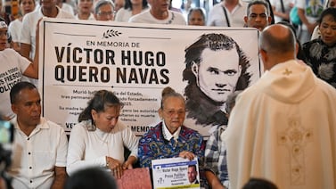 Libres antiguos presos políticos en Venezuela, los primeros de cientos de excarcelaciones anunciadas