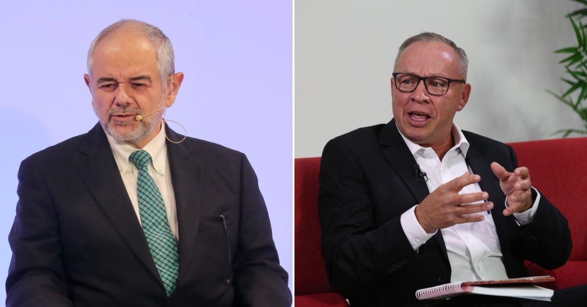 Fotografía compuesta de Bernardo Alfaro, exgerente del Banco Nacional, y Carlos Fernández, exgerente del Banco de Costa Rica, analizando la adquisición de Scotiabank por parte de Davivienda.