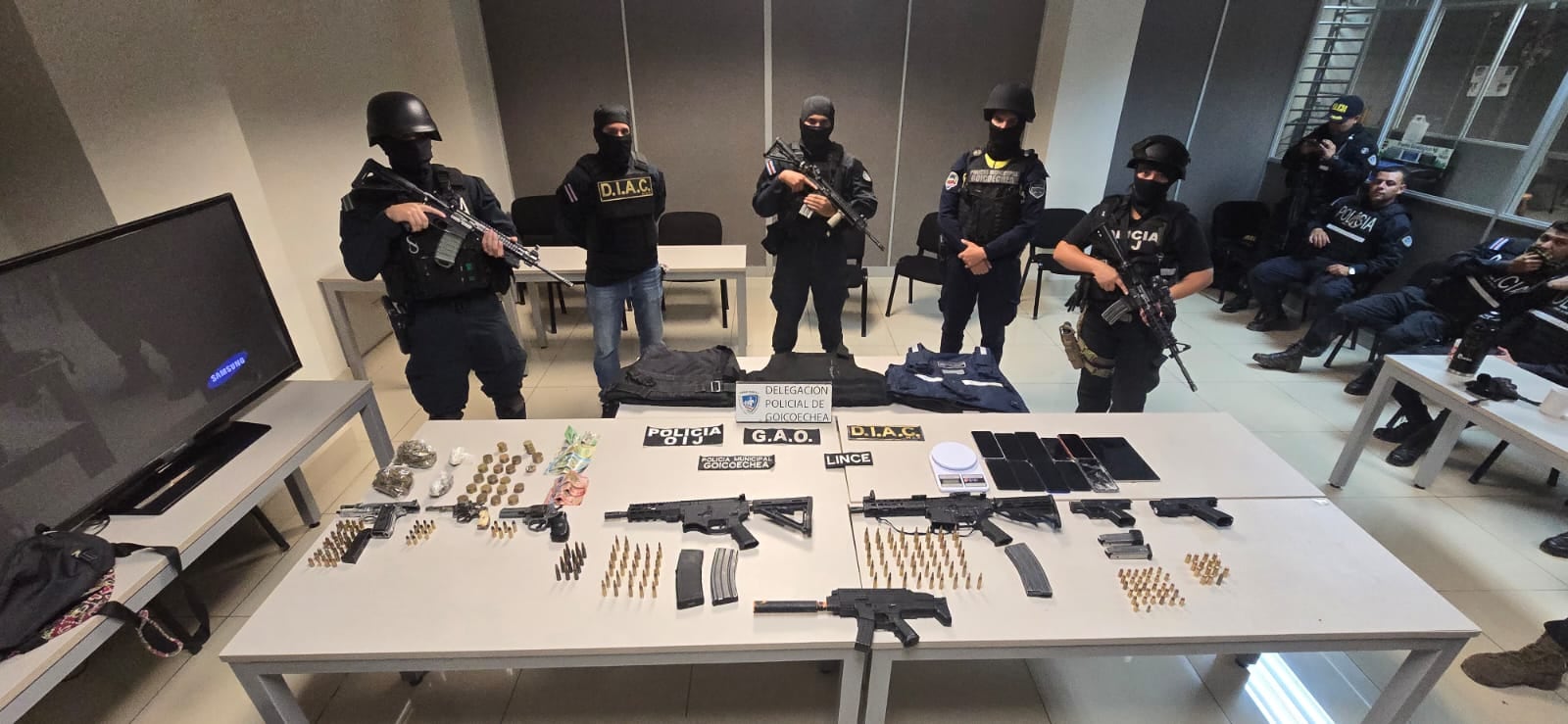 Decomiso de Fuerza Pública