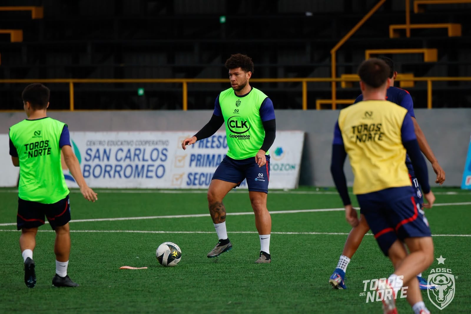 Brian Martínez, delantero de San Carlos, en un entrenamiento de la pretemporada del equipo norteño.