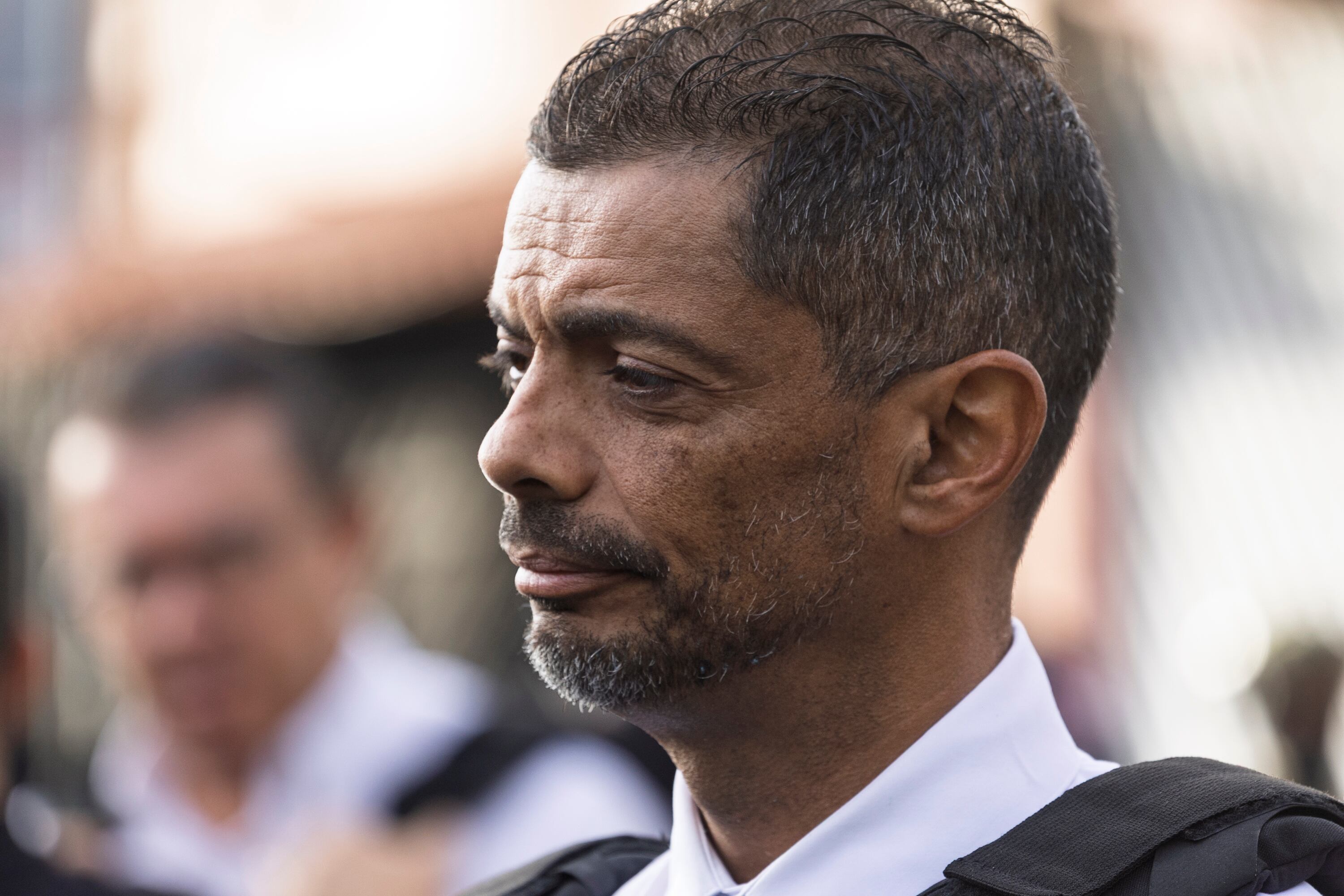 12/09/2025, San José, Tibas, León XIII, Allanamientos para capturar a los sospechosos de cometer el asesinato del militar nicaraguense Roberto Samcam, en el allanamiento estuvo el director del OIJ Randall Zúñifa y el fiscal general de la república Carlo Diaz.