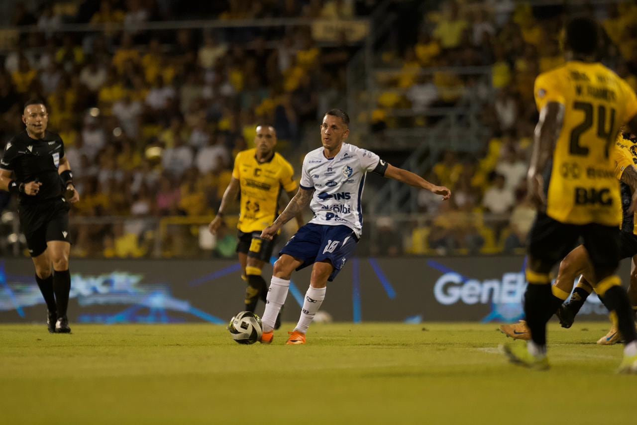 José Saturnino Cardozo y Liberia van en busca de la hazaña y le ponen más presión a Alajuelense