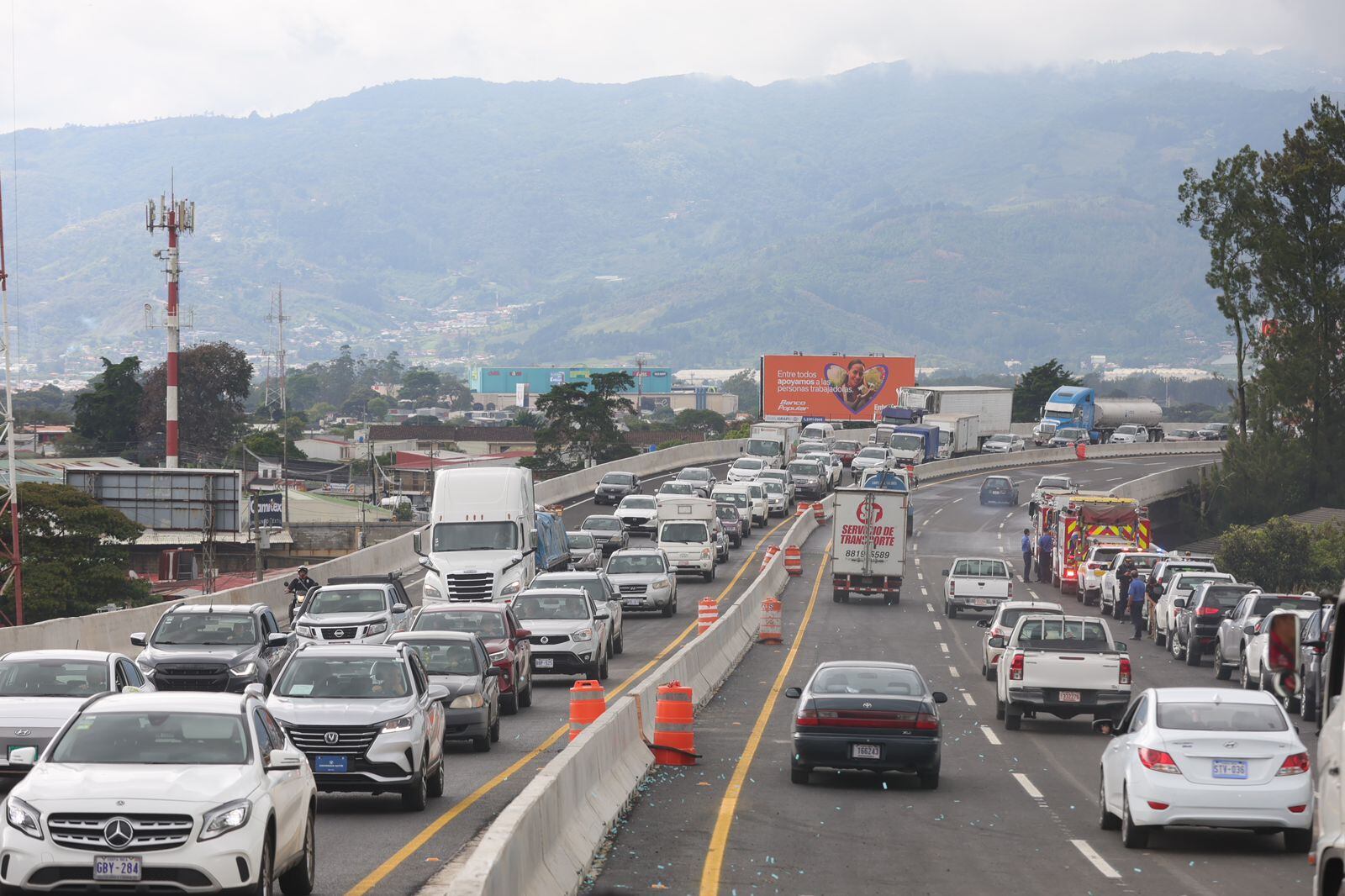La puesta en servicio del nivel superior del intercambio de Taras permitirá transitar sin detenerse entre la Florencio del Castillo y Cartago, y viceversa. Foto: John Durán