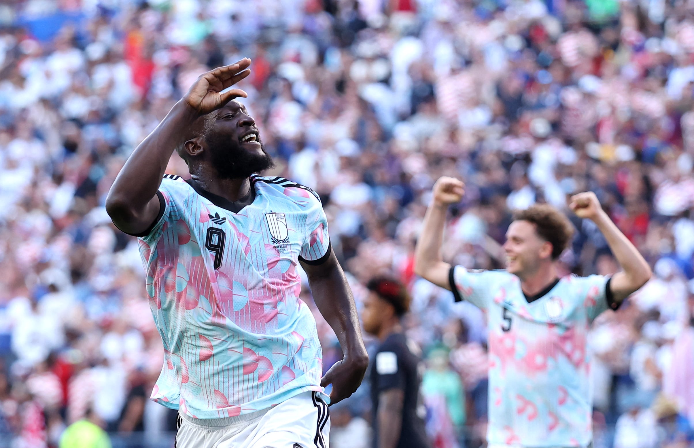 Romelu Lukaku festeja su gol contra Estados Unidos.