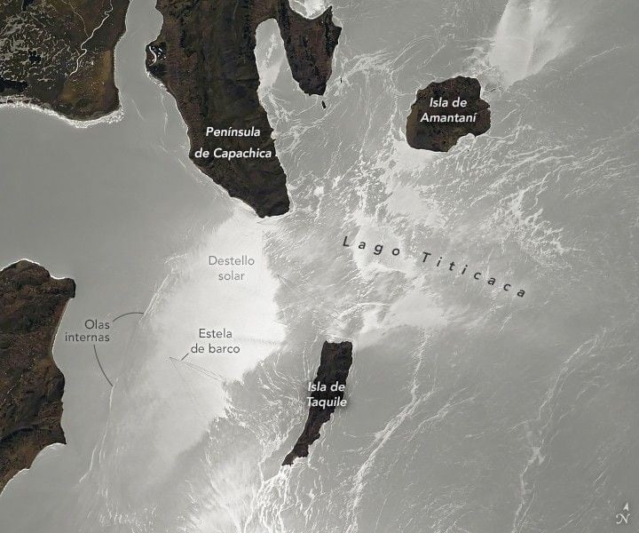 Un astronauta a bordo de la Estación Espacial Internacional capturó esta fotografía detallada del extremo sur del lago Titicaca