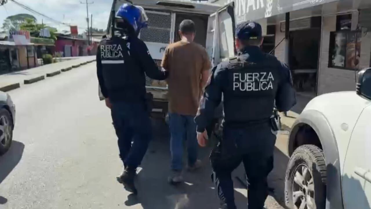 Detenido en Puerto Jiménez.